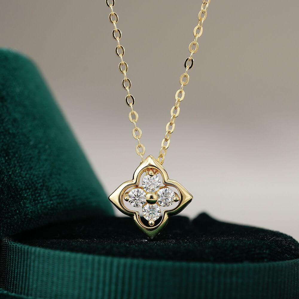 Terysa Clover Necklace