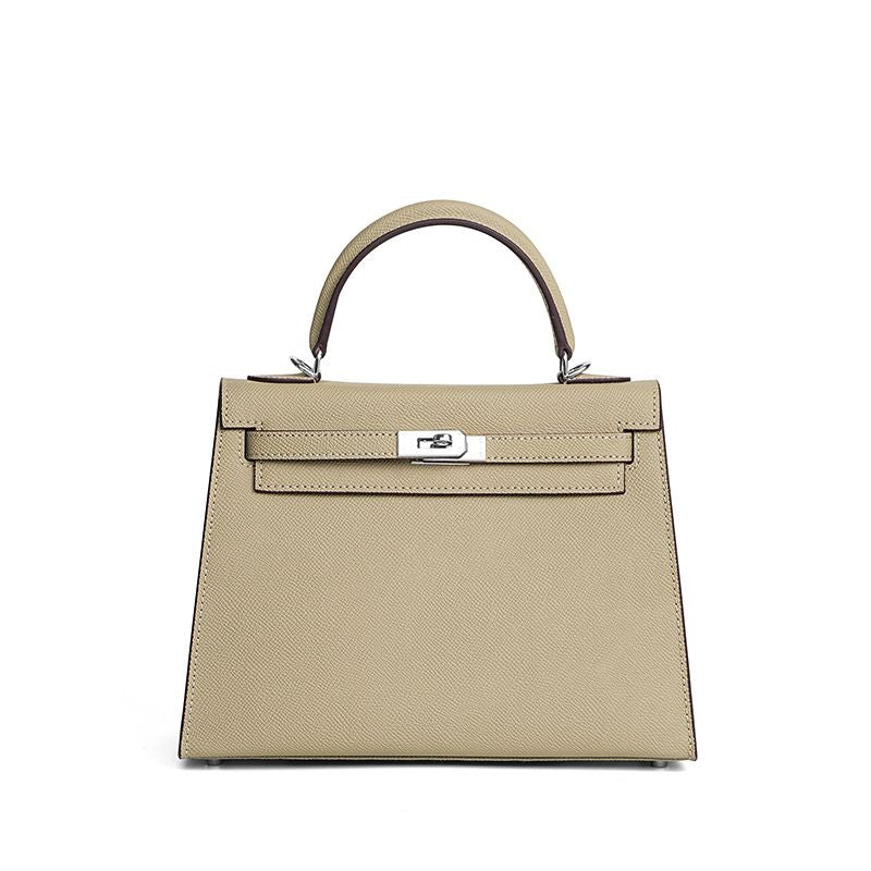 Mia – Silver Edition
